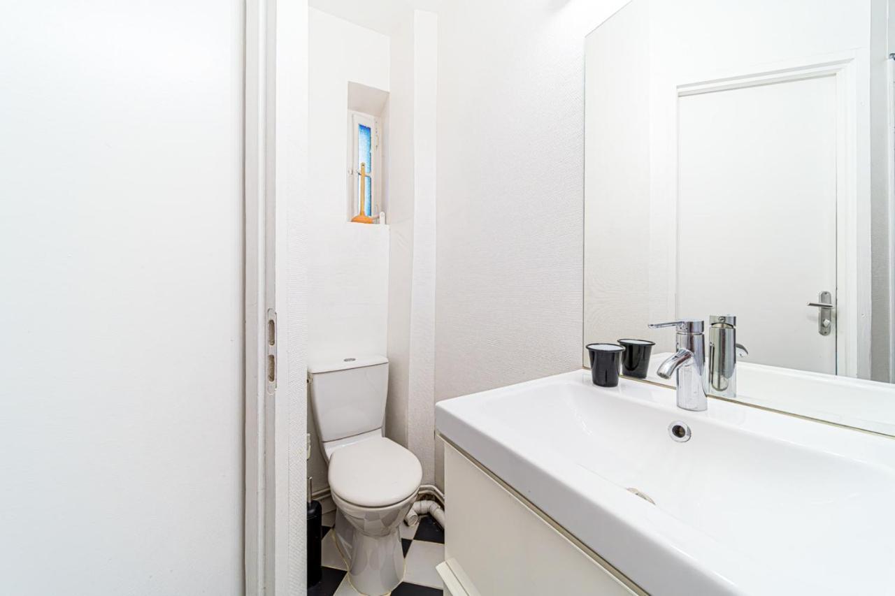 Apartment Le Petit Chaponnay - Charming For 2 Near Saxe Gambetta